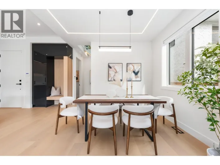 2 3232 W 38TH AVENUE, Vancouver