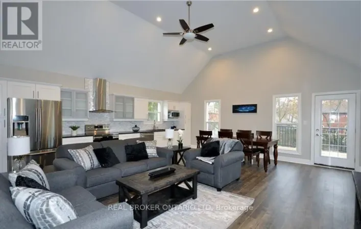 2 - 33 BEACONSFIELD AVENUE, London South