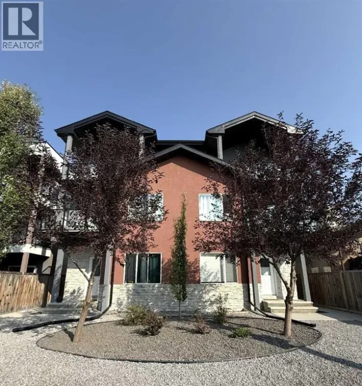 2, 3318 Centre Street NE, Calgary