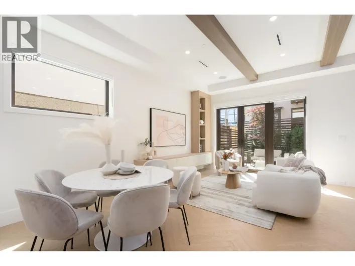 2 3391 VICTORIA DRIVE, Vancouver