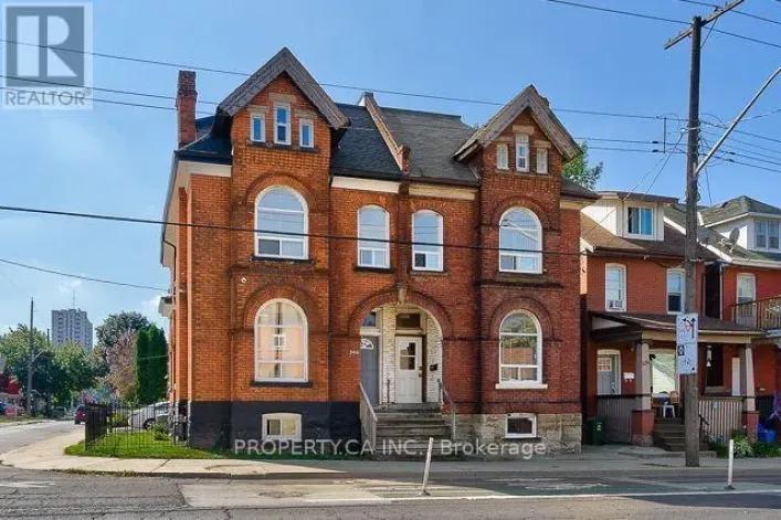 2 - 340 CANNON STREET E, Hamilton