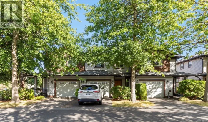 2 344 Hirst Ave, Parksville