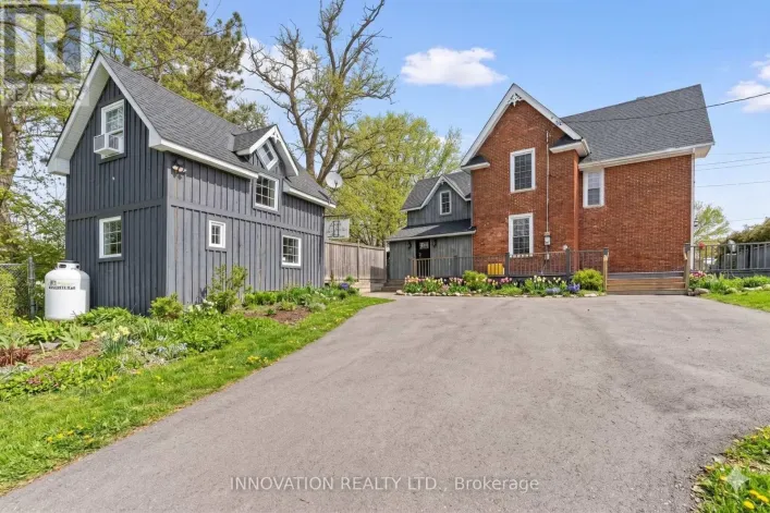 #2 - 348 DONALD B. MUNRO DRIVE, Ottawa