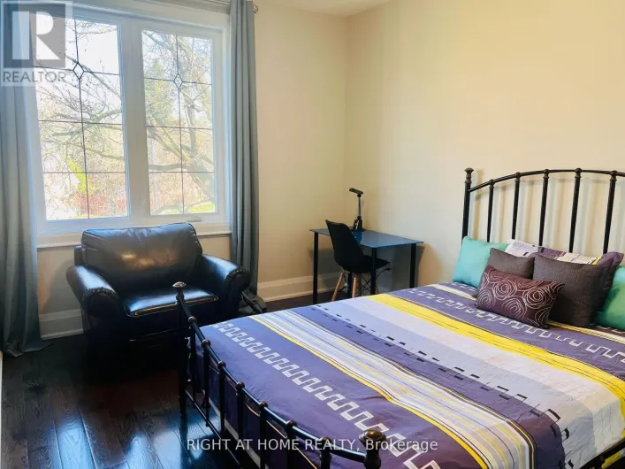 2 - 35 GLENBOROUGH PARK CRESCENT, Toronto