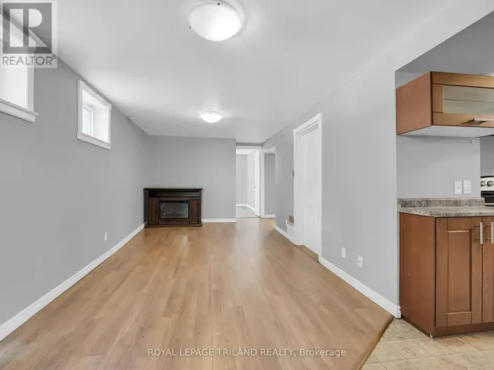 2 - 35 MILES STREET, London East