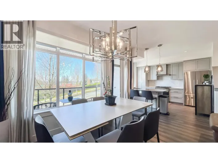 2 3535 PRINCETON AVENUE, Coquitlam