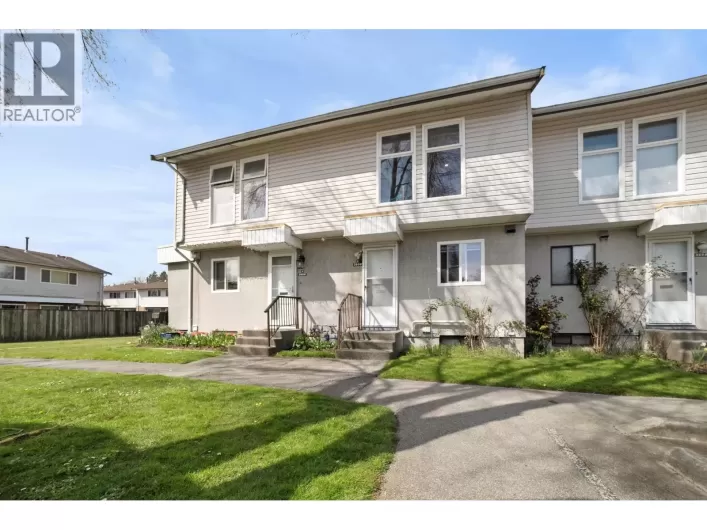 2 3558 E 49TH AVENUE, Vancouver