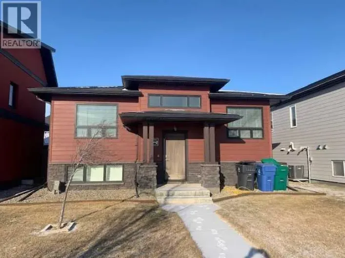 2, 359 Caledonia Boulevard W, Lethbridge