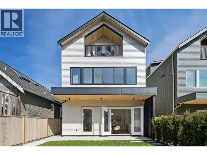 2 3648 WEST 20TH AVENUE, Vancouver