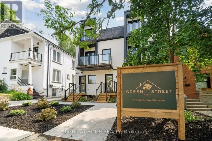 2 - 367 HOWLAND AVENUE, Toronto