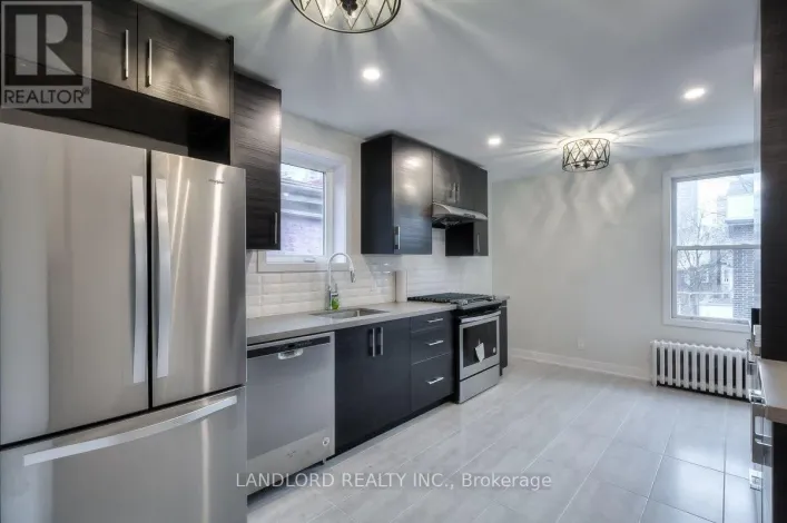 2 - 37 GRANGE AVENUE, Toronto