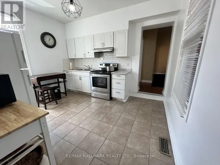 2 - 374 DUNDAS STREET E, Toronto
