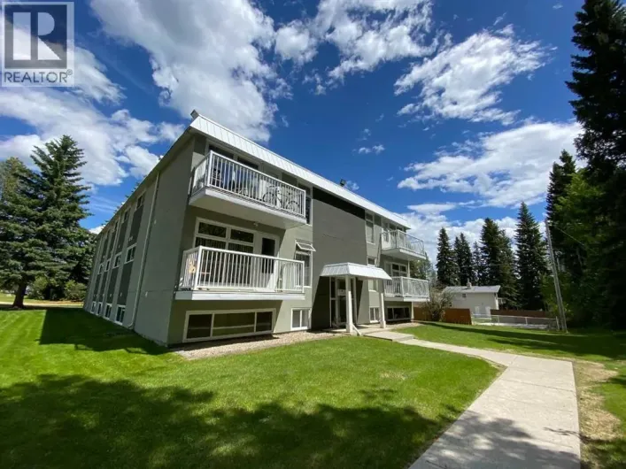 2, 414 41 Street, Edson