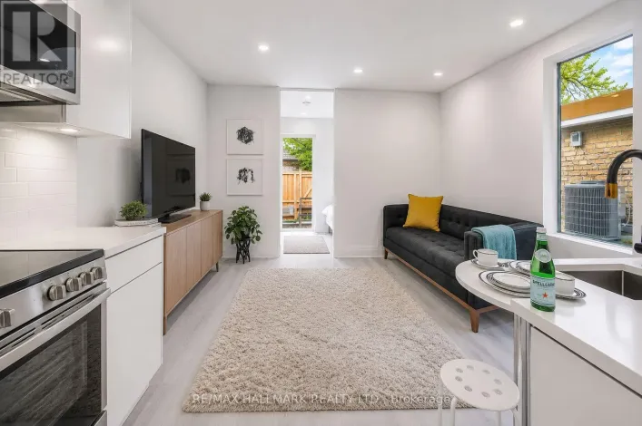 2 - 415 DUNDAS STREET E, Toronto
