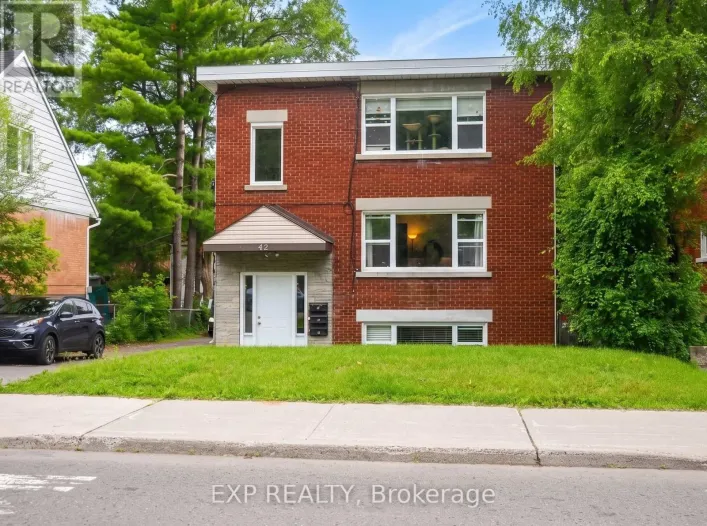 2 - 42 LAVERGNE STREET, Ottawa
