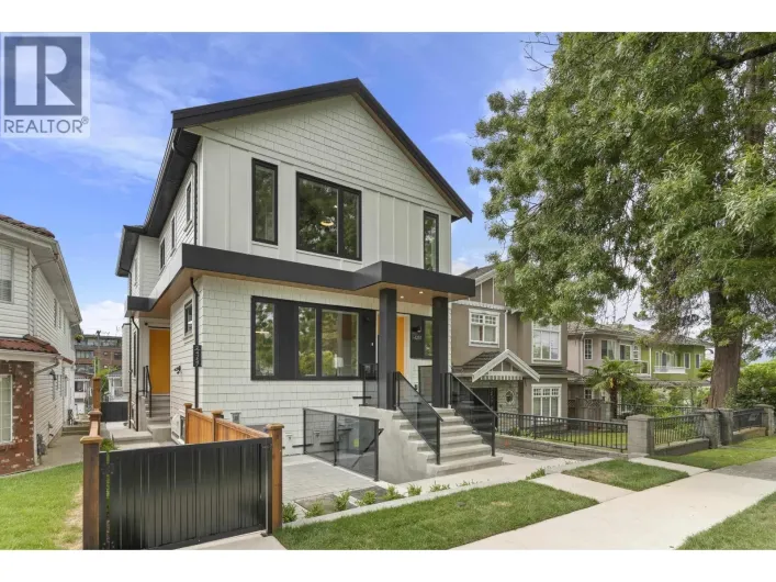 2 4257 BEATRICE STREET, Vancouver