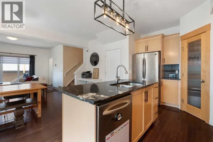 2, 4709 17 Avenue NW, Calgary