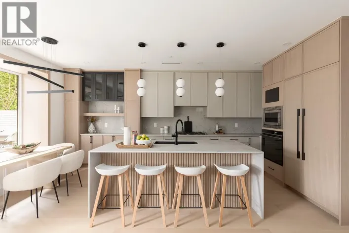 2 475 W 20TH AVENUE, Vancouver