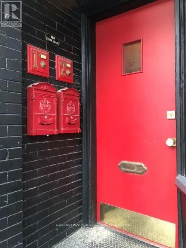 #2 - 476 RONCESVALLES AVENUE, Toronto