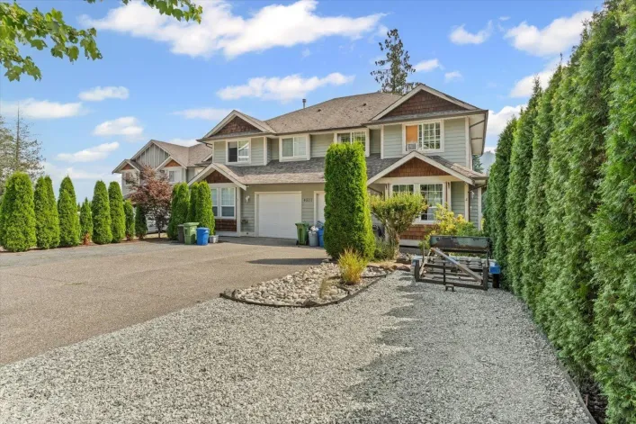 2 4811 TESKEY ROAD|Promontory, Chilliwack