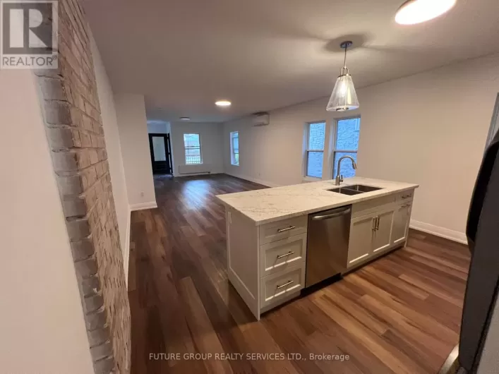 2 - 4876 SIMCOE STREET, Niagara Falls