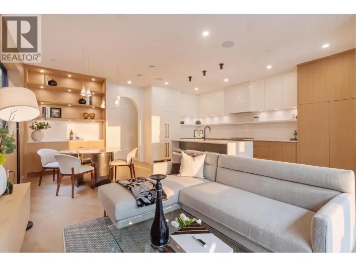 2 4956 CHESTER STREET, Vancouver