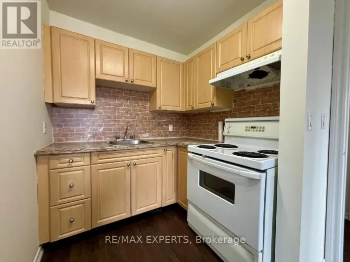 2 - 5 FERNDALE DRIVE N, Barrie