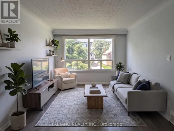 2 - 5 HERTFORD AVENUE, Toronto