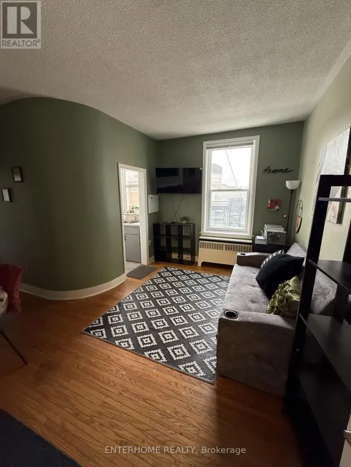 2 - 51 QUEEN STREET EAST STREET, Brampton