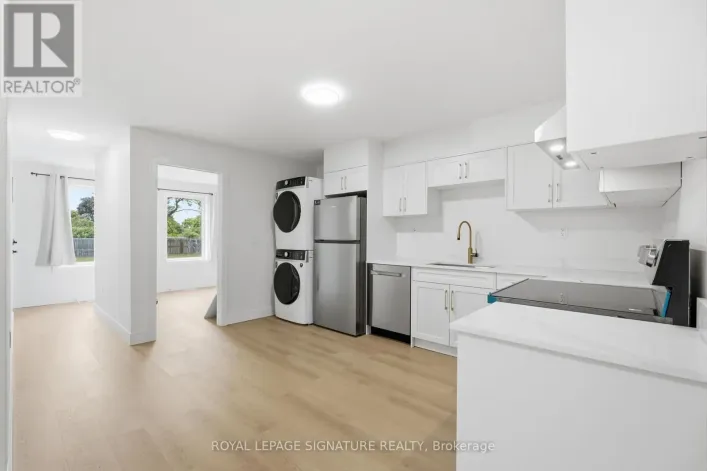 2 - 53 BISHOP AVENUE, Toronto