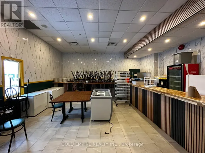 2 - 530 CLARKE ROAD, London East