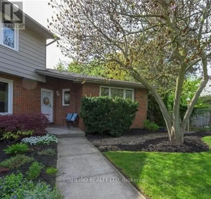 2 - 54 COTTONWOOD CRESCENT, London North