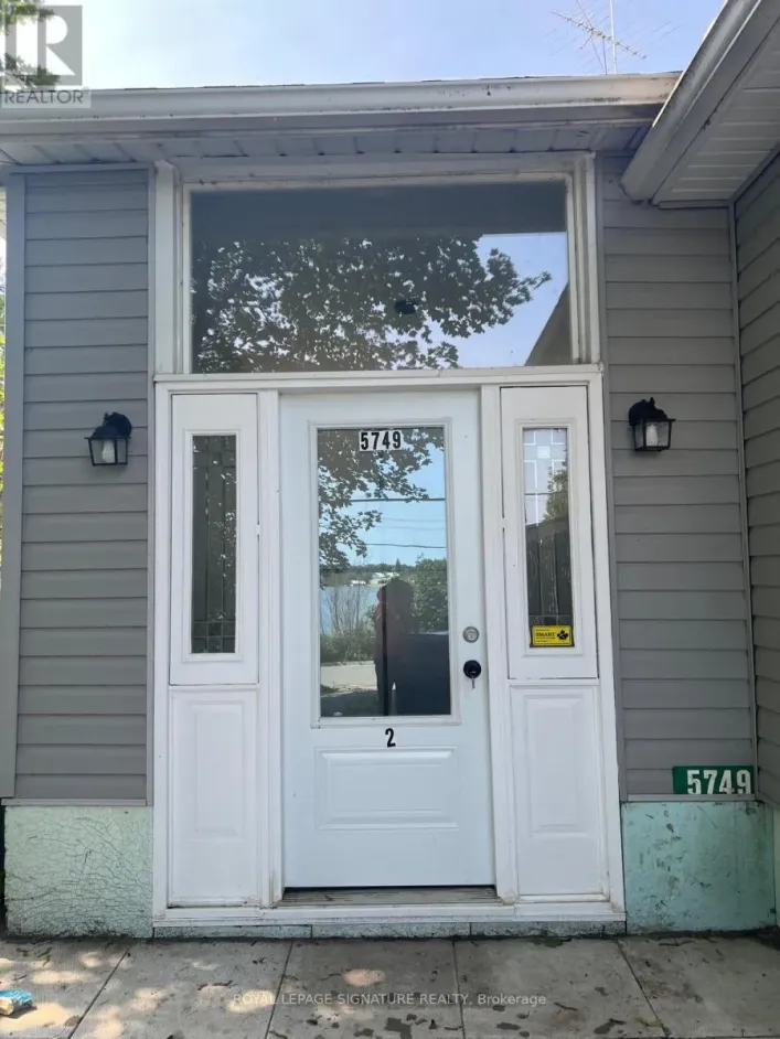 2 - 5749 LAKESHORE ROAD, Whitchurch-Stouffville