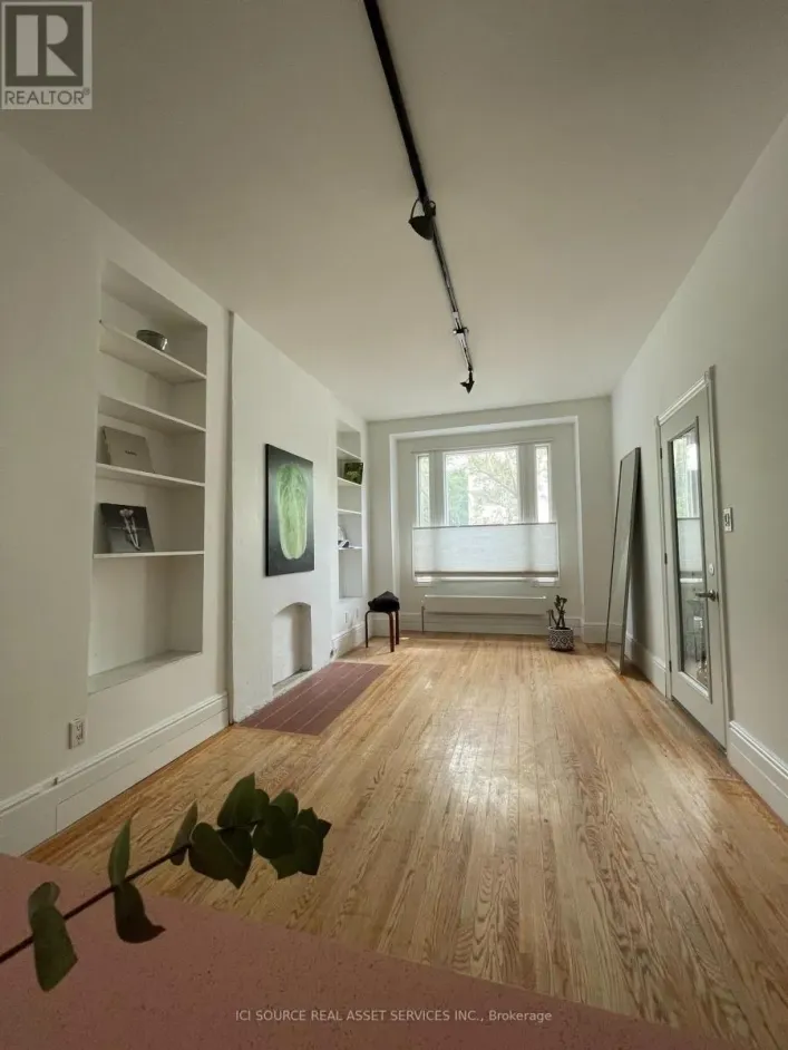 2 - 60 BEVERLEY STREET, Toronto