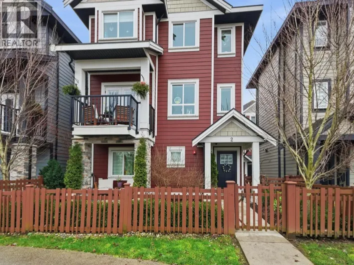 2 608 EWEN AVENUE, New Westminster