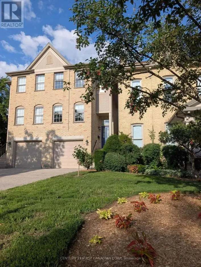 2 - 609 COLBORNE STREET, London East