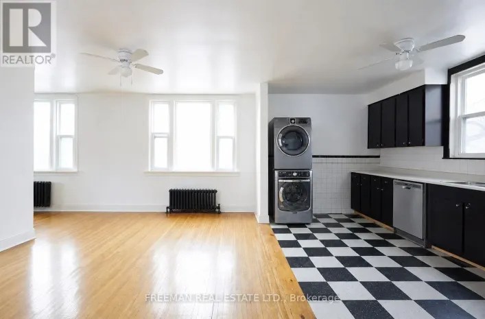 2 - 62 AUSTIN TERRACE, Toronto