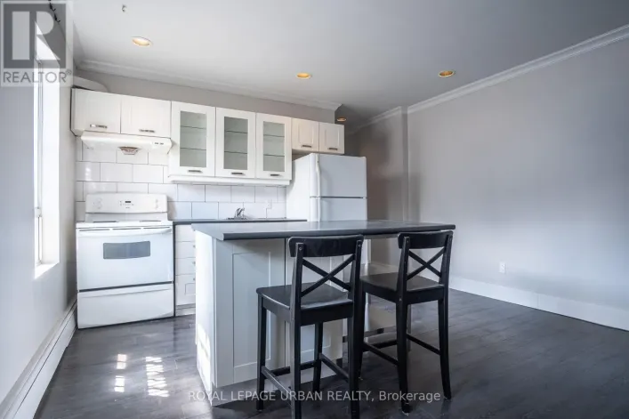 2 - 636 DANFORTH AVENUE, Toronto