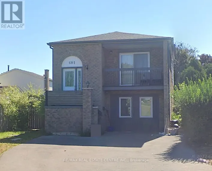2 - 681 UPPER WENTWORTH STREET, Hamilton