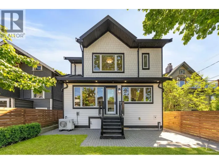 2 683 W 19TH AVENUE, Vancouver