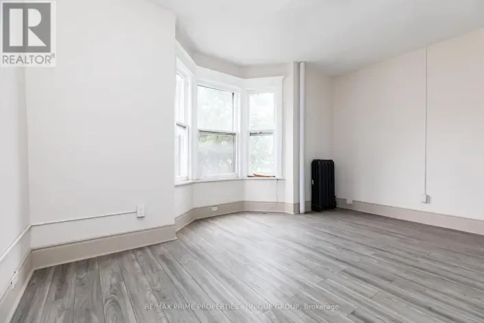 2 - 688 BLOOR STREET W, Toronto