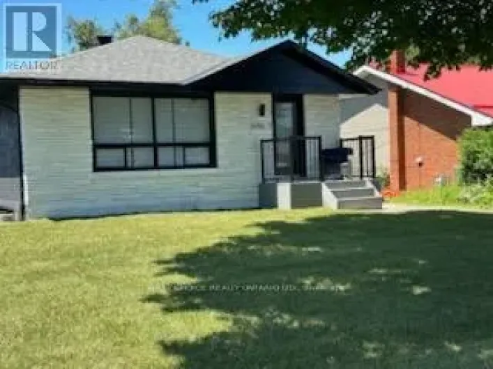 2 - 696 HOLT CRESCENT, Ottawa