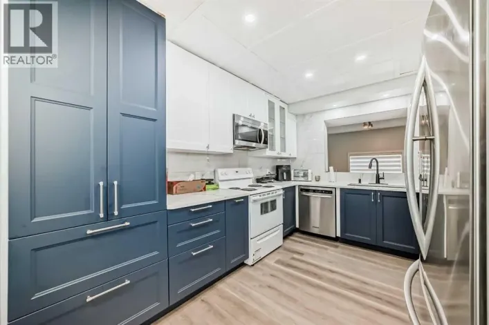 2, 7 Westland Road, Okotoks