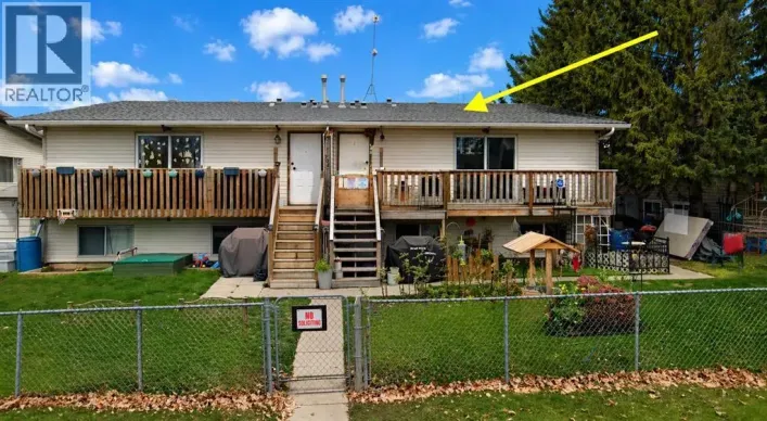 2, 705 23 Street, Didsbury