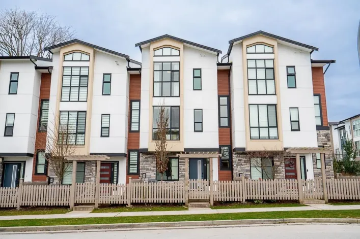 2 7670 207 STREET, Langley