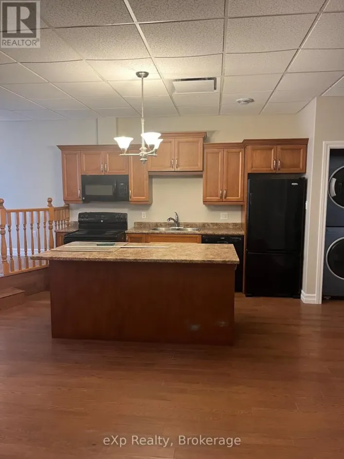 2 - 807 QUEEN STREET, Kincardine