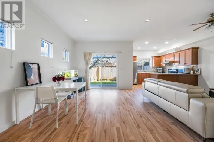 2 8271 FRANCIS ROAD, Richmond