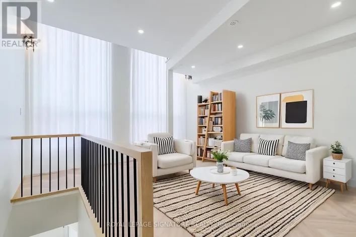 2 - 861 O'CONNOR DRIVE E, Toronto