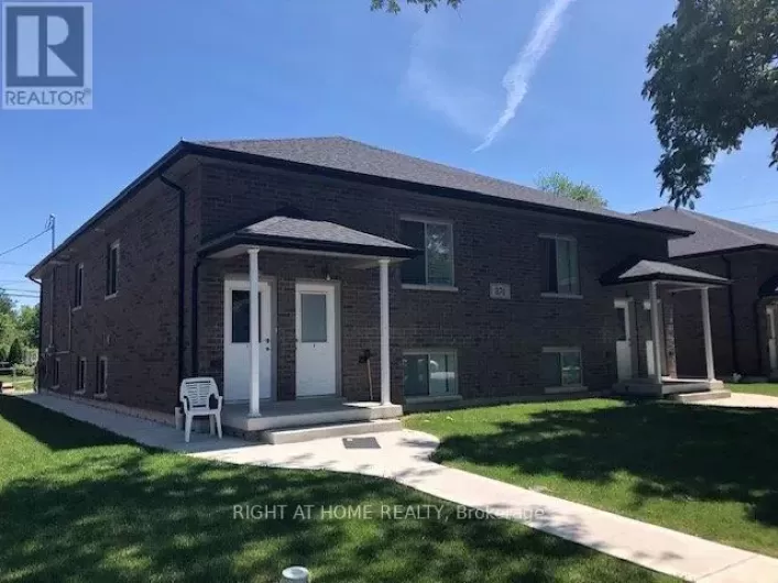 2 - 870 HOWARD AVENUE, Windsor