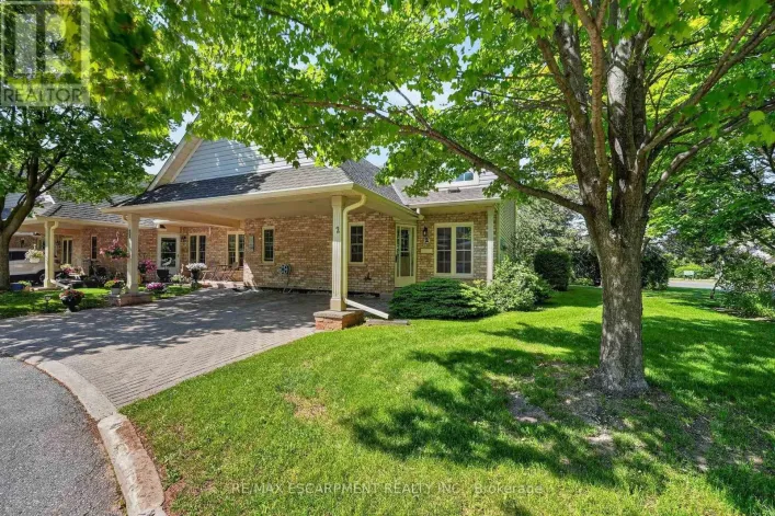 2 - 9 WENTWORTH DRIVE, Grimsby